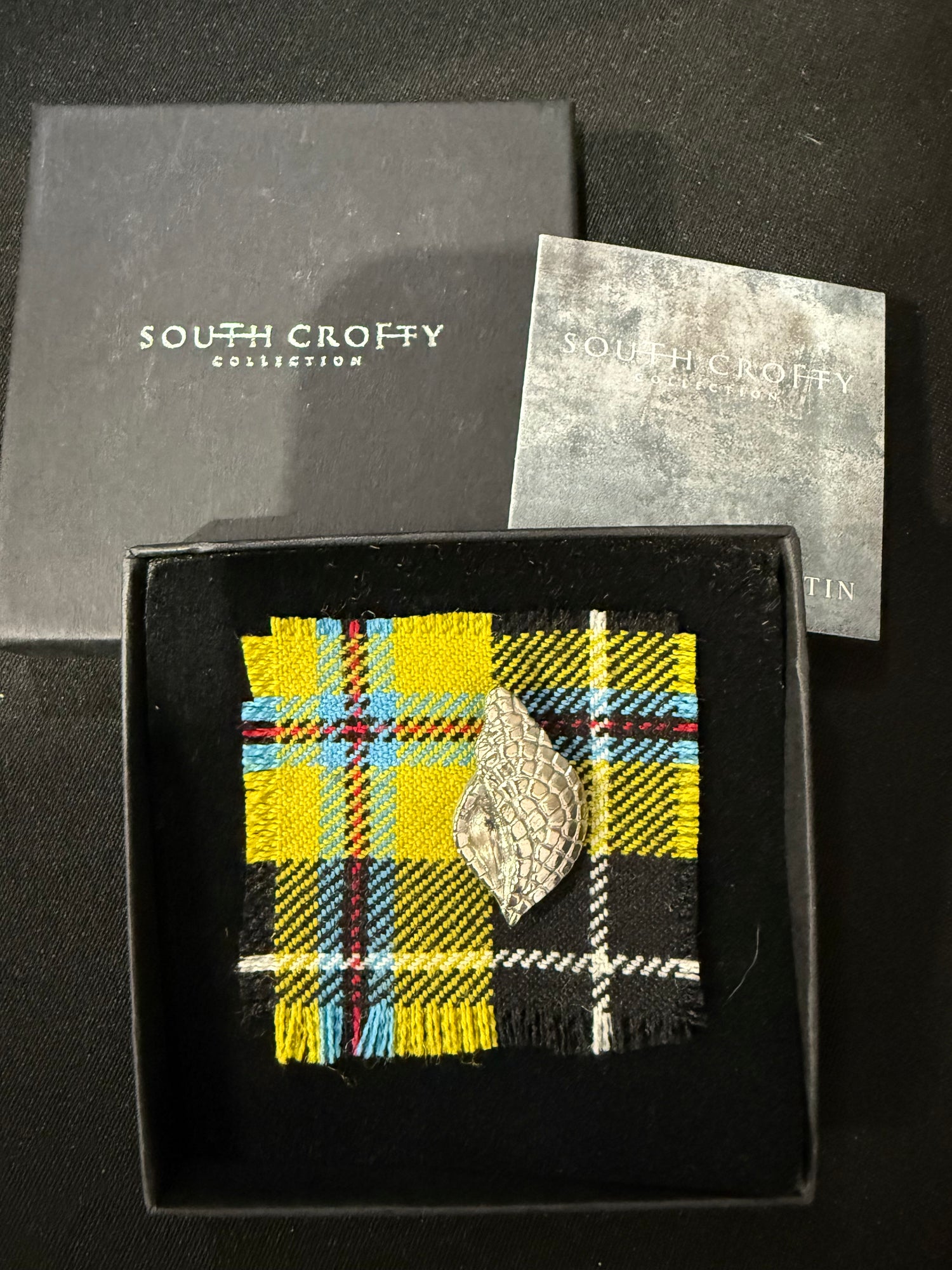 Mosaic Conch Shell Brooch