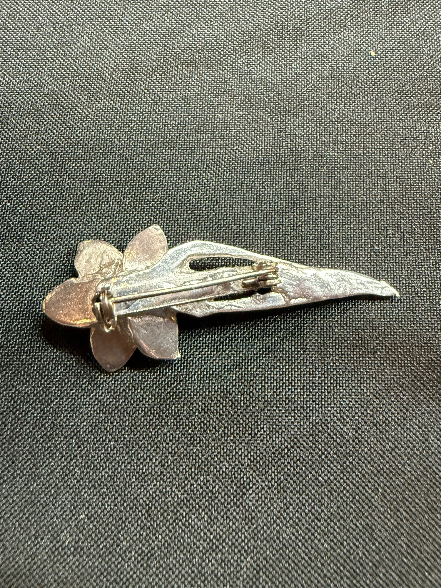 Daffodil Brooch